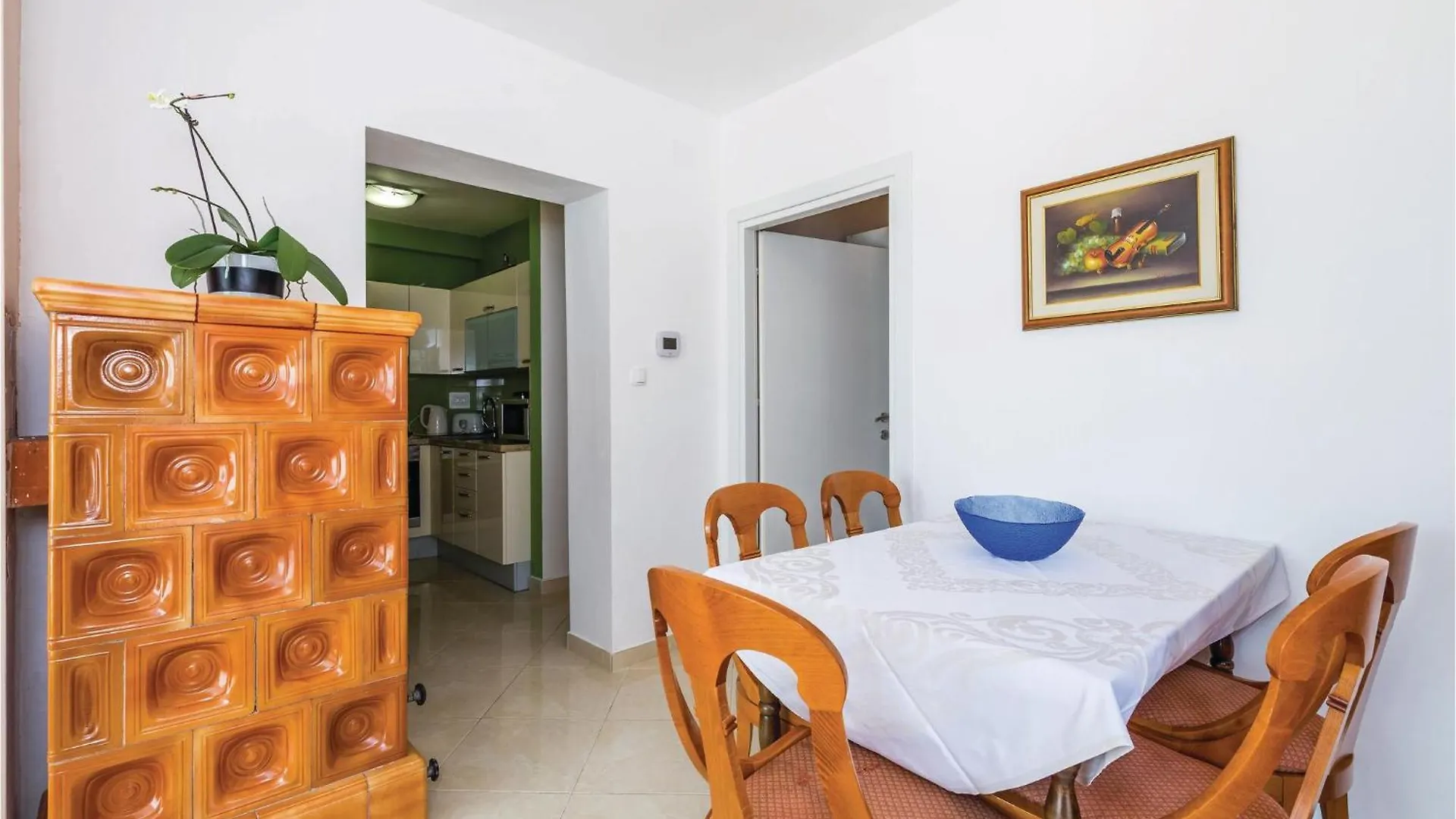 Gorgeous Apartment In Lovran With Jacuzzi